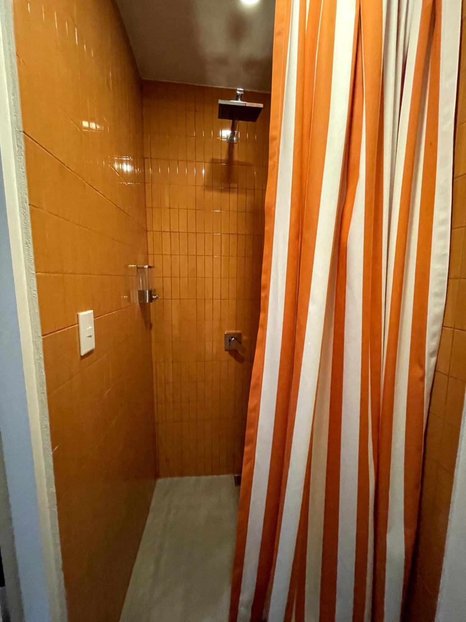 Nina'S - Juan Santamaria Hotel Alajuela Екстериор снимка